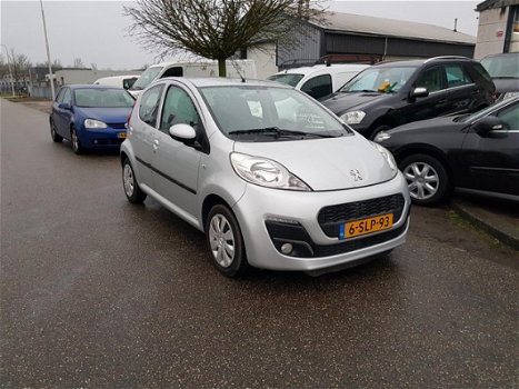 Peugeot 107 - 1.0 Active 5-Drs Airco LED Bj:2013 NAP - 1