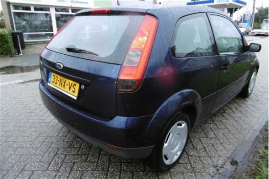 Ford Fiesta - 1.3 Ambiente 2e eigenaar Stuurbekrachtiging Zuinig - 1