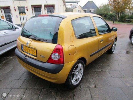 Renault Clio - - 1.6-16V Dynamique Climate Cruise Zeer netjes - 1