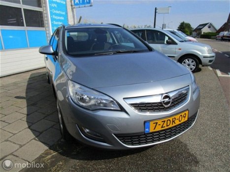 Opel Astra Sports Tourer - - 1.4 Cosmo 129dkm Airco Cruise - 1