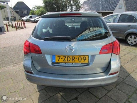 Opel Astra Sports Tourer - - 1.4 Cosmo 129dkm Airco Cruise - 1