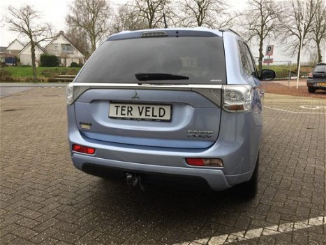 Mitsubishi Outlander - 2.0 PHEV Instyle+ - 1