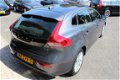 Volvo V40 - 1.6 T3 MOMENTUM NAVI CAMERA KEYLESS GO - 1 - Thumbnail