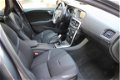 Volvo V40 - 1.6 T3 MOMENTUM NAVI CAMERA KEYLESS GO - 1 - Thumbnail