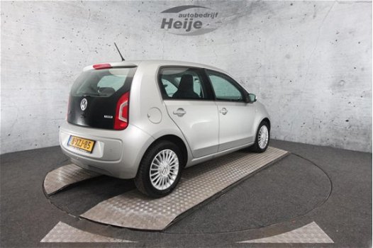 Volkswagen Up! - 1.0 high up BlueMotion | Airco | Parkeersensoren achter | Navigatie - 1