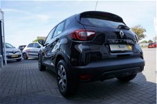 Renault Captur - TCe 90 Limited NAVI/PDC/LMV