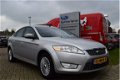 Ford Mondeo - 2.0 16v Limited 5 deur Trekhaak | Dealeronderhouden | Navigatie - 1 - Thumbnail