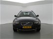 Volvo XC70 - 2.4 D5 AUT. + LEDER / STOELVERWARMING - 1 - Thumbnail