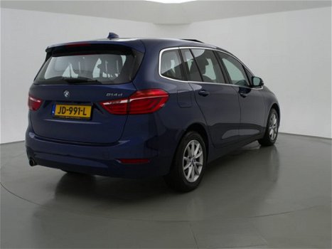 BMW 2-serie Gran Tourer - 214D 7-PERS. + PANORAMA / SPORTSTOELEN / HEAD-UP / NAVI PRO / CAMERA / LED - 1