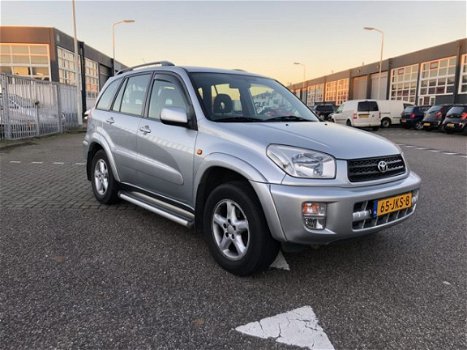 Toyota RAV4 - 2.0-16V VVT-i Luna - 1