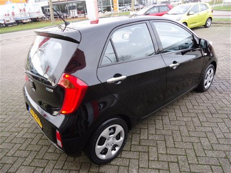 Kia Picanto - 1.0i DynamicLine ECC BT LED 5d - 1