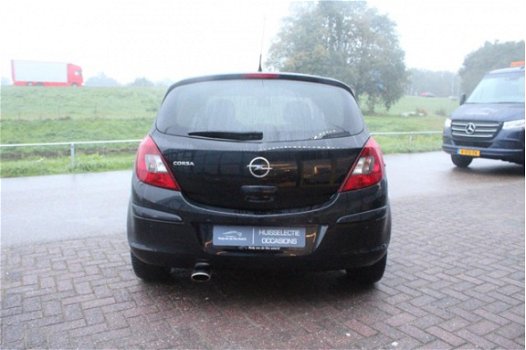 Opel Corsa - 1.4-16V Sport 5 DEURS ECC, PDC, LMV, MLV 100PK - 1