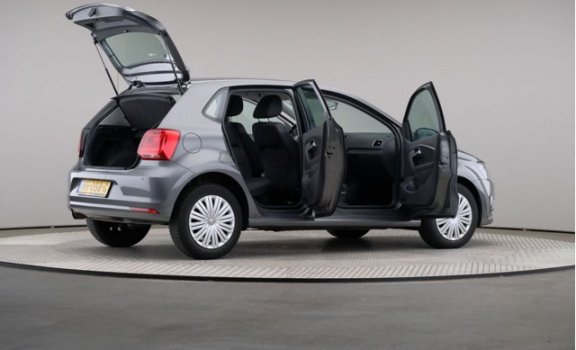 Volkswagen Polo - 1.2 TSI Comfortline Executive Plus, Navigatie - 1