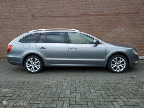 Skoda Superb Combi - - 1.8 TSI Elegance Business Line nieuwe motor - 1