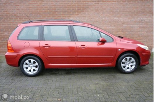 Peugeot 307 Break - - 1.6 HDiF Premium - 1