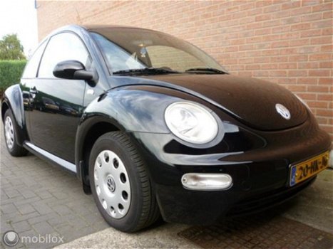Volkswagen New Beetle - - 1.6 - 1