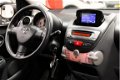 Toyota Aygo - 1.0 VVT-i Comfort Navigator Automaat - 1 - Thumbnail