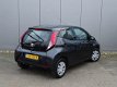 Toyota Aygo - 1.0 VVT-i x-fun 5-deurs | Airco | Radio | - 1 - Thumbnail