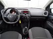 Toyota Aygo - 1.0 VVT-i x-fun 5-deurs | Airco | Radio | - 1 - Thumbnail