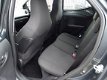 Toyota Aygo - 1.0 VVT-i x-fun 5-deurs | Airco | Radio | - 1 - Thumbnail