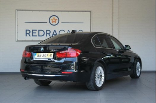 BMW 3-serie - 320i High Executive NL Auto NAP, Leer, Xenon, Navi - 1