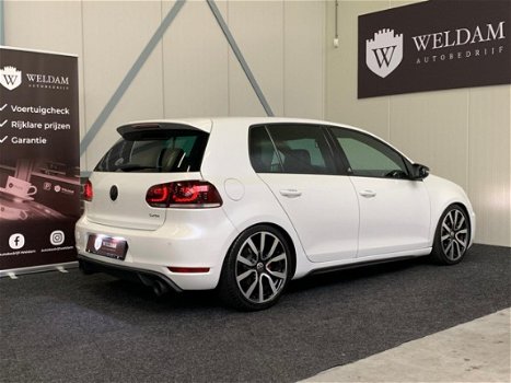 Volkswagen Golf - 2.0 GTI Adidas Edition Led Navi Pdc Rijklaar - 1