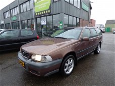 Volvo V70 - 2.5 XC 4WD Exclusive Nette auto