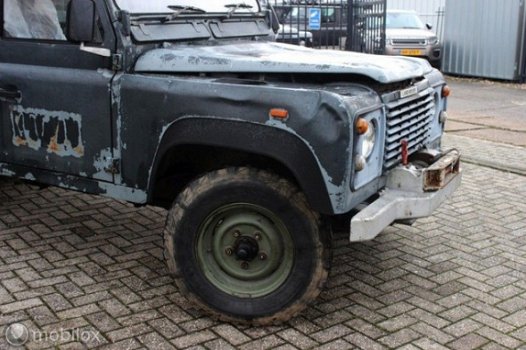 Land Rover Defender - - 127 - 1