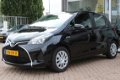 Toyota Yaris - 1.5 Full Hybrid Aut Aspiration - RIJKLAAR - 1 - Thumbnail