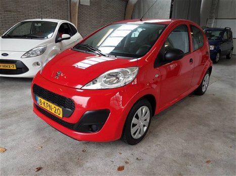 Peugeot 107 - Accent 1.0-12V / 5-Deurs / Airco - 1