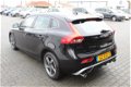 Volvo V40 - 2.0 D2 R-Design Business - 1 - Thumbnail