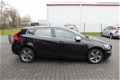 Volvo V40 - 2.0 D2 R-Design Business - 1 - Thumbnail