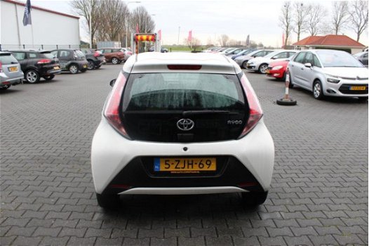 Toyota Aygo - 1.0 VVT-i x - 1