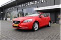 Volvo V40 - 2.0 D4 Momentum Business - 1 - Thumbnail