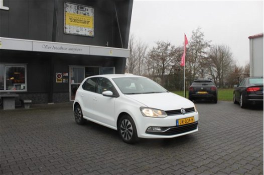 Volkswagen Polo - 1.4 TDI Comfortline Connected Series - 1