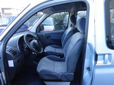 Citroën Berlingo - 1.6-16V Multispace Nouvelles Frontières 5 deurs, AIRCO, NWE APK, 2 schuifdeuren - 1