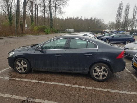 Volvo S60 - 1.6 DRIVe Momentum 2011 Navi Airco Koppeling defect - 1