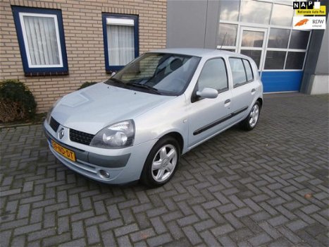 Renault Clio - 1.2-16V Dynamique 5 DEURS/AIRCO/LICHTMETAAL/APK 19-08-2020 €2350. - 1