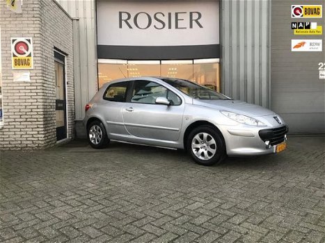 Peugeot 307 - 1.6-16V Premium zeer nette auto airco 85000 km - 1