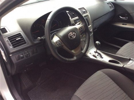 Toyota Avensis Wagon - 1.8 VVTi Business Automaat - 1