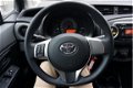 Toyota Yaris - 1.3 VVT-i Now - 1 - Thumbnail