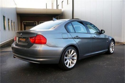 BMW 3-serie - 318i High Executive *Automaat *Navi *Leder *Schuifdak - 1