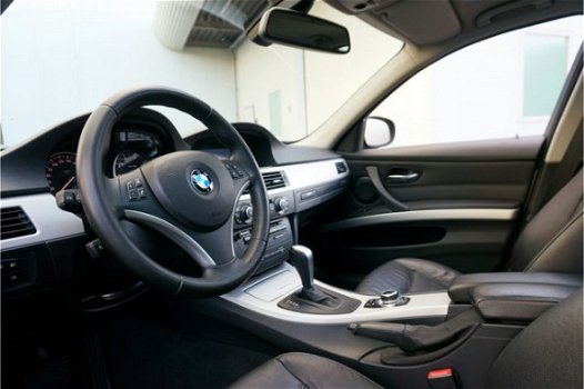 BMW 3-serie - 318i High Executive *Automaat *Navi *Leder *Schuifdak - 1