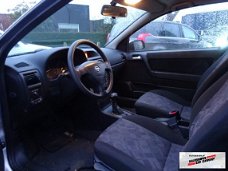 Opel Astra - 1.6I Benzine Automaat Slechts 79.000 KM