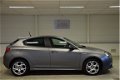 Alfa Romeo Giulietta - 1.4 Turbo 150Pk Clima Lm Velgen Pdc Origineel Mat grijs Top - 1 - Thumbnail