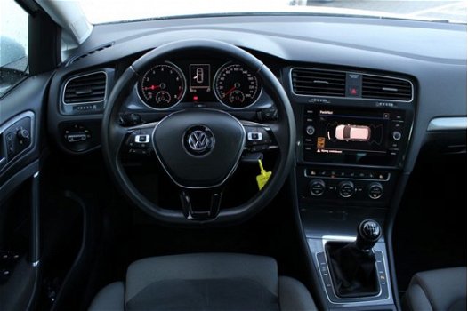 Volkswagen Golf - 1.0 TSI Comfortline Business Navigatie | Cruise contr. | Climate contr. | Massage - 1