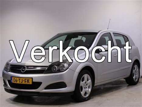 Opel Astra - 1.6 Business | Trekhaak | Cruise | Goed onderhouden | - 1