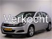 Opel Astra - 1.6 Business | Trekhaak | Cruise | Goed onderhouden | - 1 - Thumbnail