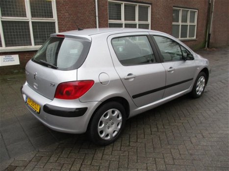 Peugeot 307 - 1.4 XT /clima/179 km nap - 1