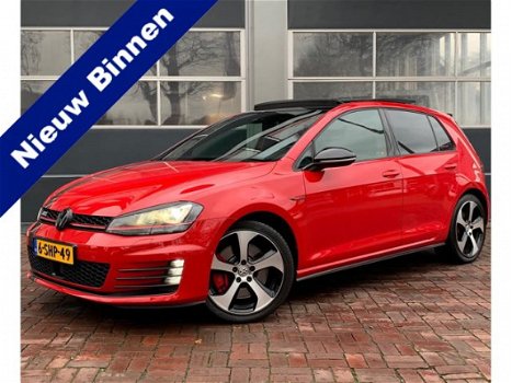 Volkswagen Golf - 2.0 TSI GTI Performance PANO/TREKHAAK/DSG/NAVI/300PK/NAP 2E EIGENAAR - 1